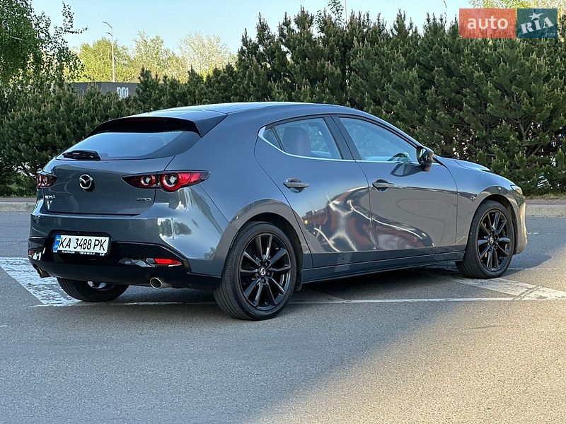 Хэтчбек Mazda 3 2023 в Киеве