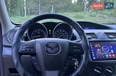 Седан Mazda 3 2012 в Днепре