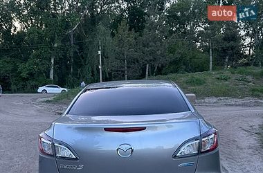 Седан Mazda 3 2012 в Днепре