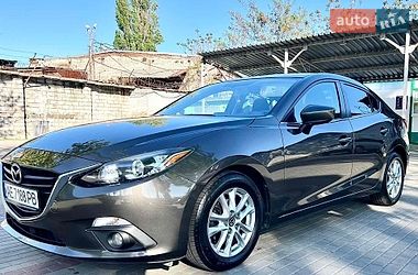 Седан Mazda 3 2015 в Днепре