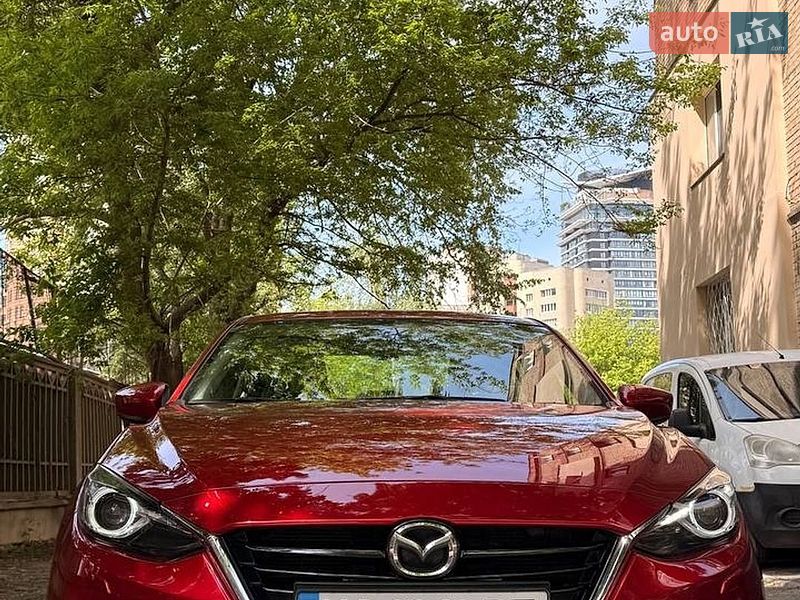 Седан Mazda 3 2015 в Києві