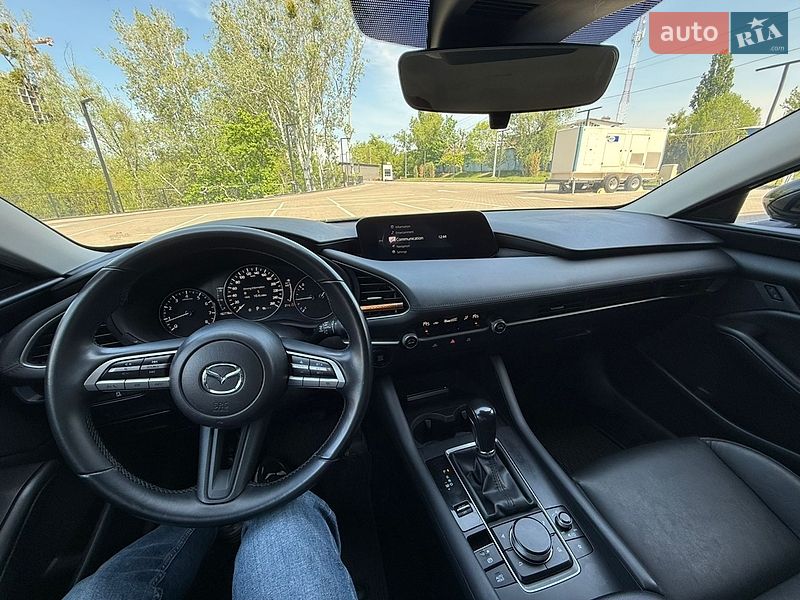 Седан Mazda 3 2021 в Киеве