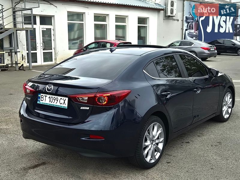 Седан Mazda 3 2017 в Одесі