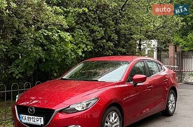 Седан Mazda 3 2015 в Києві