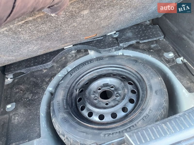 Хэтчбек Mazda 3 2005 в Киеве