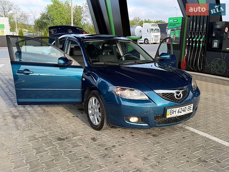 Седан Mazda 3 2007 в Одесі