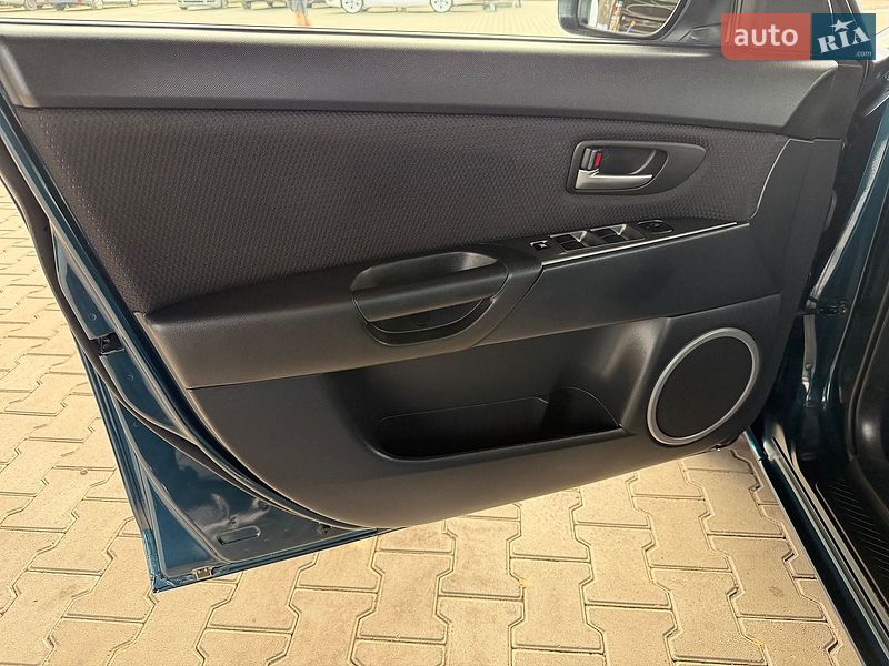 Седан Mazda 3 2007 в Одесі