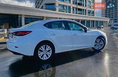 Седан Mazda 3 2014 в Дніпрі