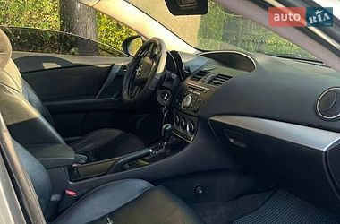 Седан Mazda 3 2011 в Ивано-Франковске