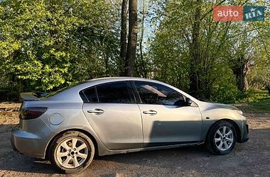 Седан Mazda 3 2011 в Ивано-Франковске