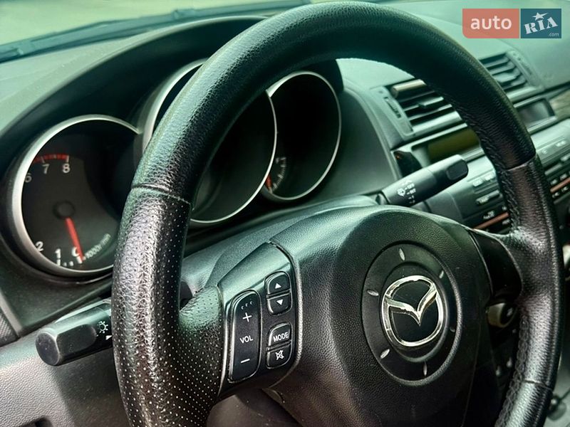 Седан Mazda 3 2004 в Хмельницком
