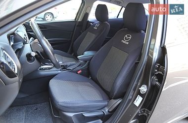 Седан Mazda 3 2014 в Києві