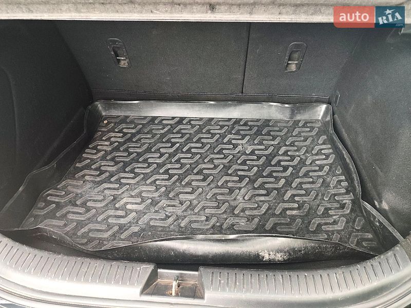 Хэтчбек Mazda 3 2007 в Львове