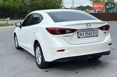 Седан Mazda 3 2015 в Вінниці