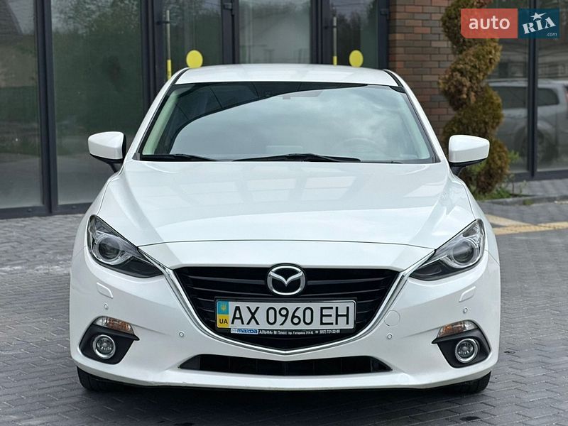 Седан Mazda 3 2015 в Вінниці