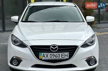 Седан Mazda 3 2015 в Вінниці