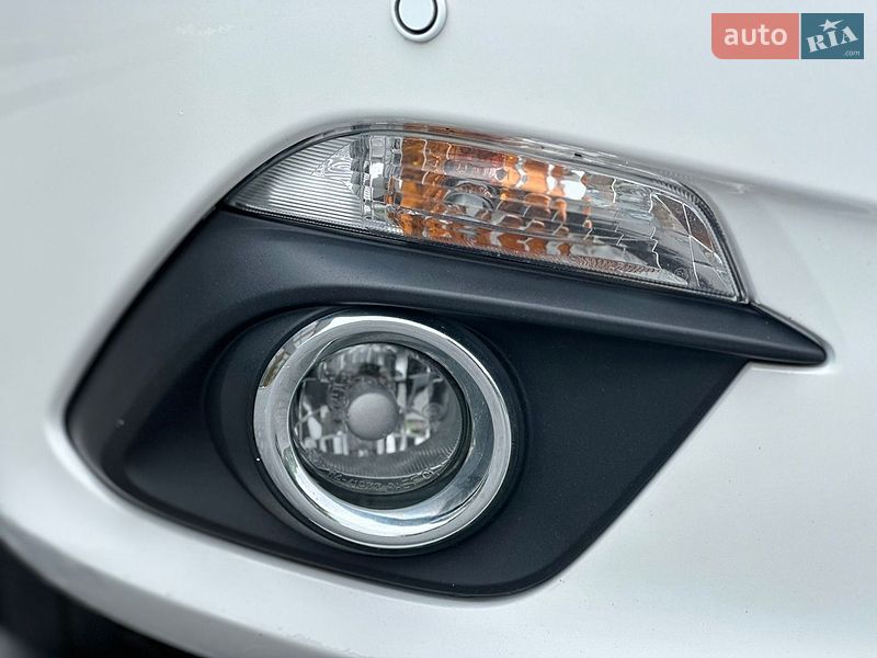 Седан Mazda 3 2015 в Вінниці