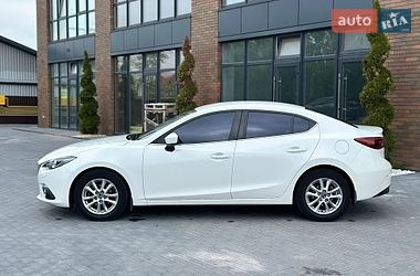 Седан Mazda 3 2015 в Вінниці