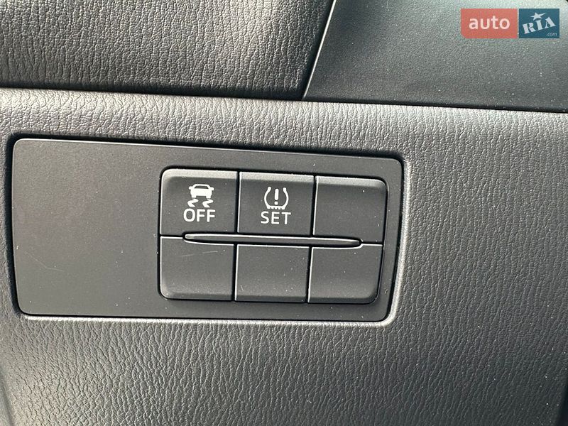 Седан Mazda 3 2015 в Вінниці