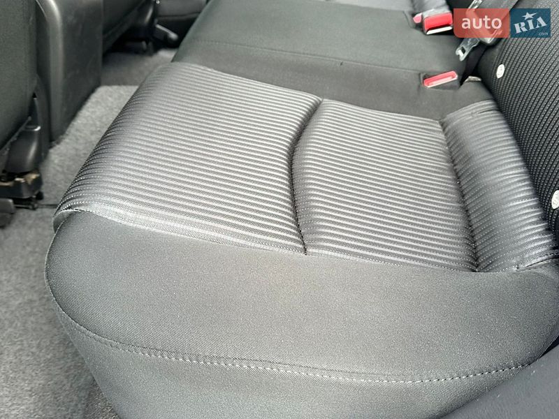Седан Mazda 3 2015 в Вінниці