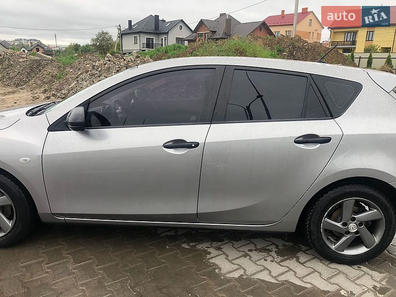 Хетчбек Mazda 3 2010 в Дрогобичі фото 2 Хетчбек Mazda 3 2010 в Дрогобичі