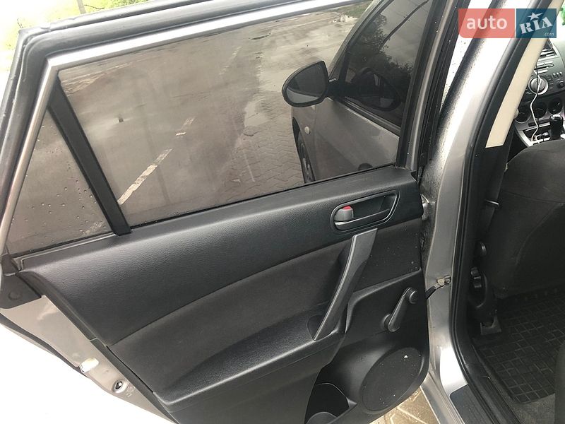 Хетчбек Mazda 3 2010 в Дрогобичі фото 13 Хетчбек Mazda 3 2010 в Дрогобичі