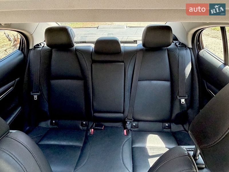 Седан Mazda 3 2022 в Днепре