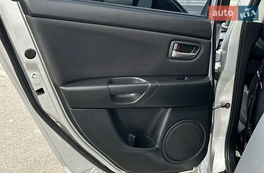 Хетчбек Mazda 3 2005 в Львові