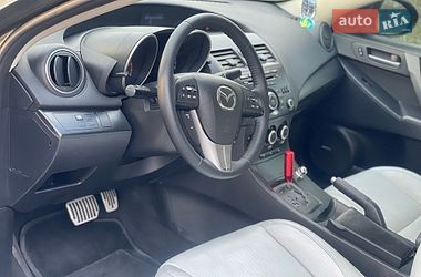 Седан Mazda 3 2012 в Дніпрі