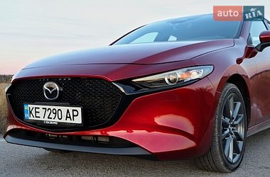 Хэтчбек Mazda 3 2024 в Новомосковске