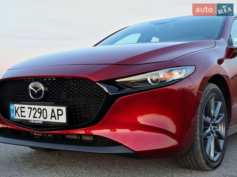 Хэтчбек Mazda 3 2024 в Новомосковске