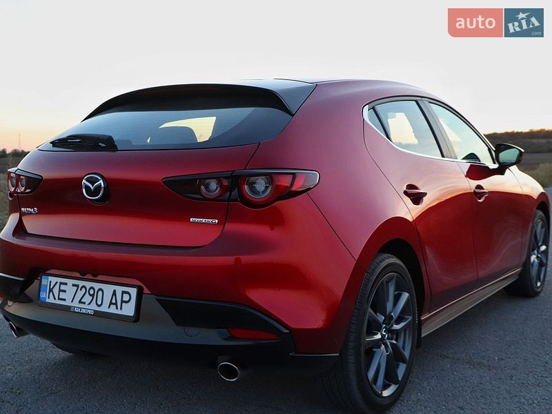 Хэтчбек Mazda 3 2024 в Новомосковске