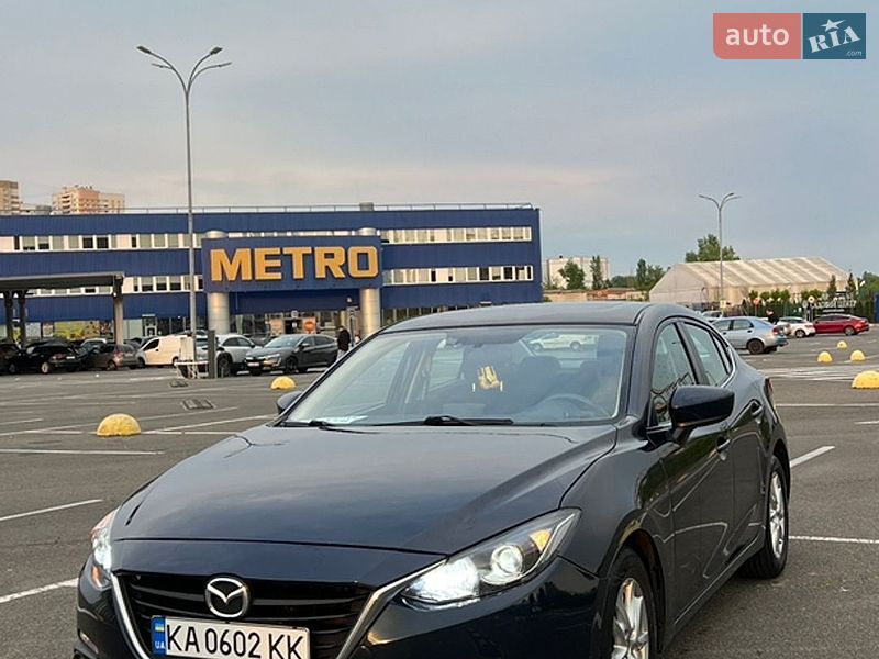 Седан Mazda 3 2016 в Києві