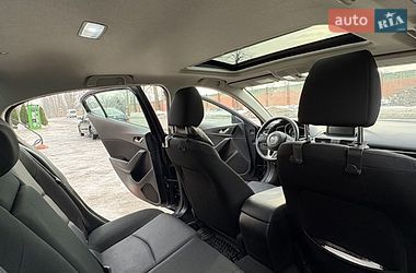 Седан Mazda 3 2016 в Києві