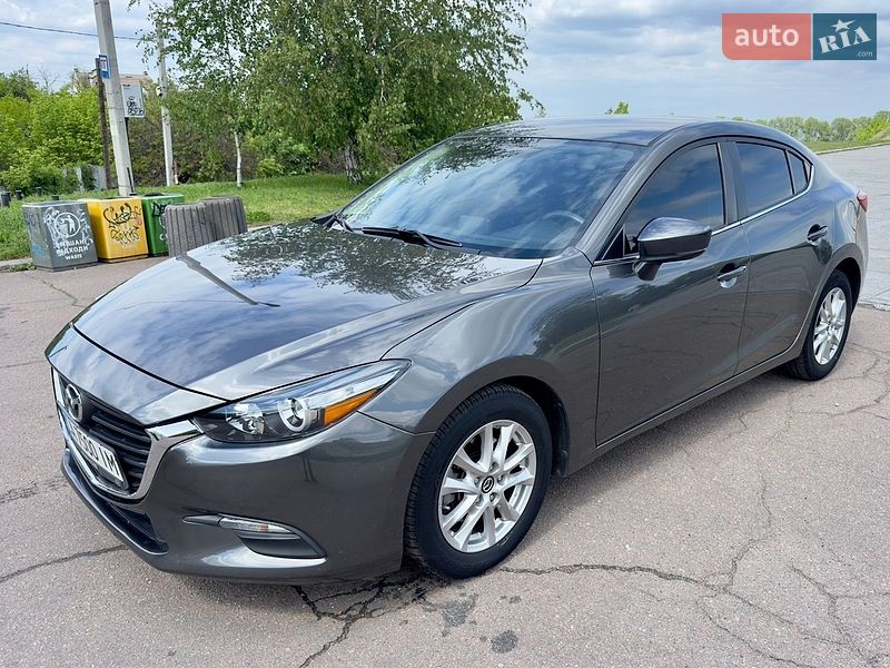 Седан Mazda 3 2017 в Черкассах