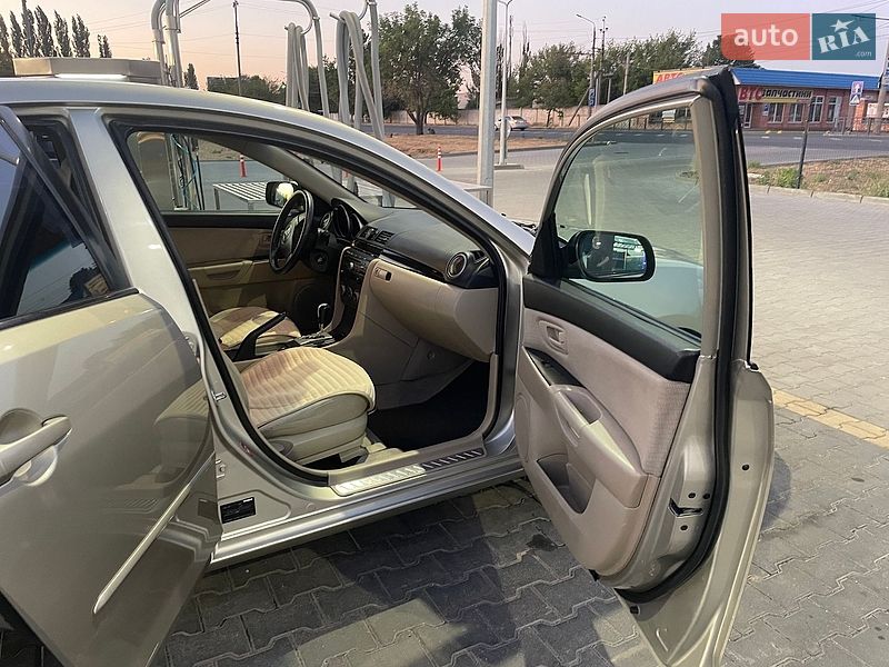 Седан Mazda 3 2007 в Николаеве