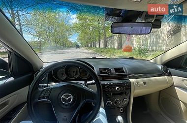 Седан Mazda 3 2007 в Николаеве