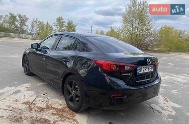 Седан Mazda 3 2014 в Кременчуці