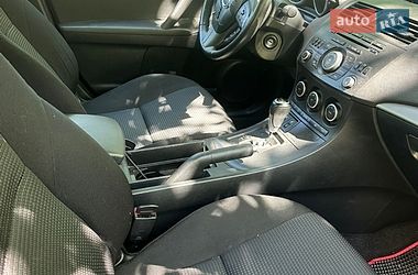 Седан Mazda 3 2013 в Киеве