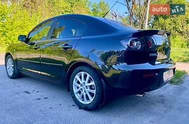 Седан Mazda 3 2008 в Хмільнику