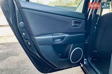 Седан Mazda 3 2008 в Хмільнику