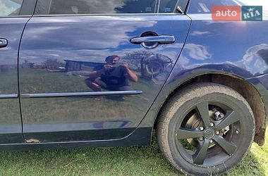 Седан Mazda 3 2005 в Лохвиці