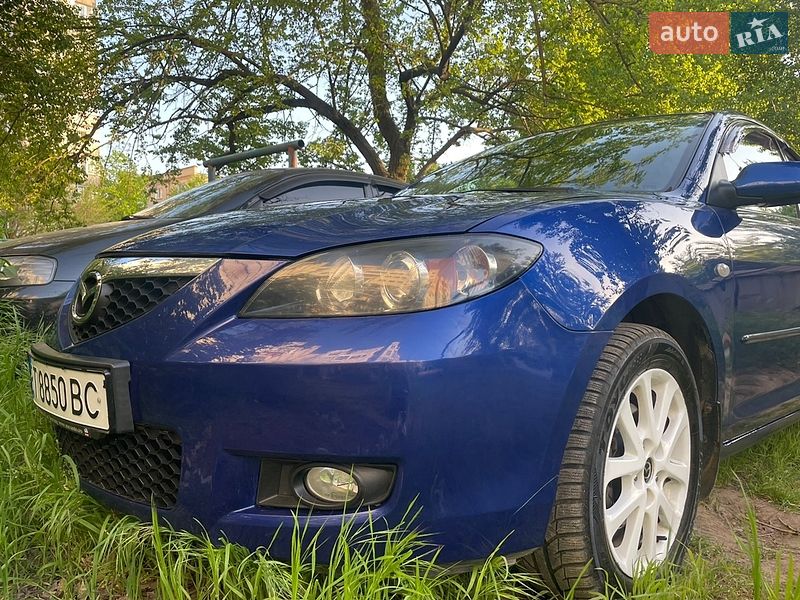 Седан Mazda 3 2009 в Херсоне