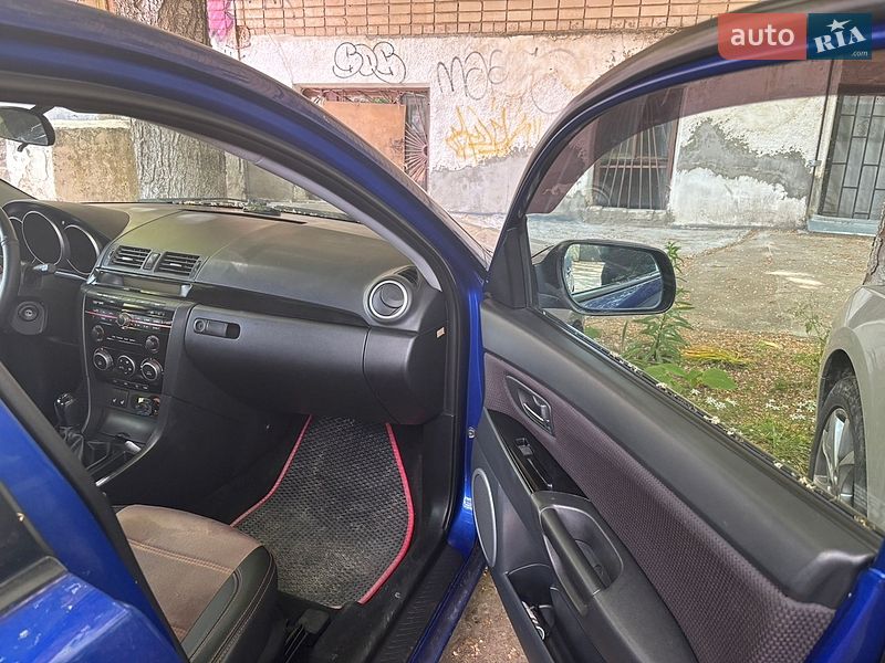 Седан Mazda 3 2009 в Херсоне