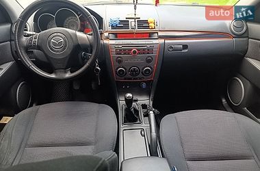 Седан Mazda 3 2008 в Перегинском