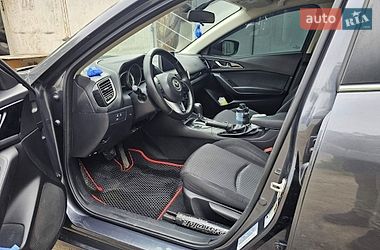 Седан Mazda 3 2016 в Одесі