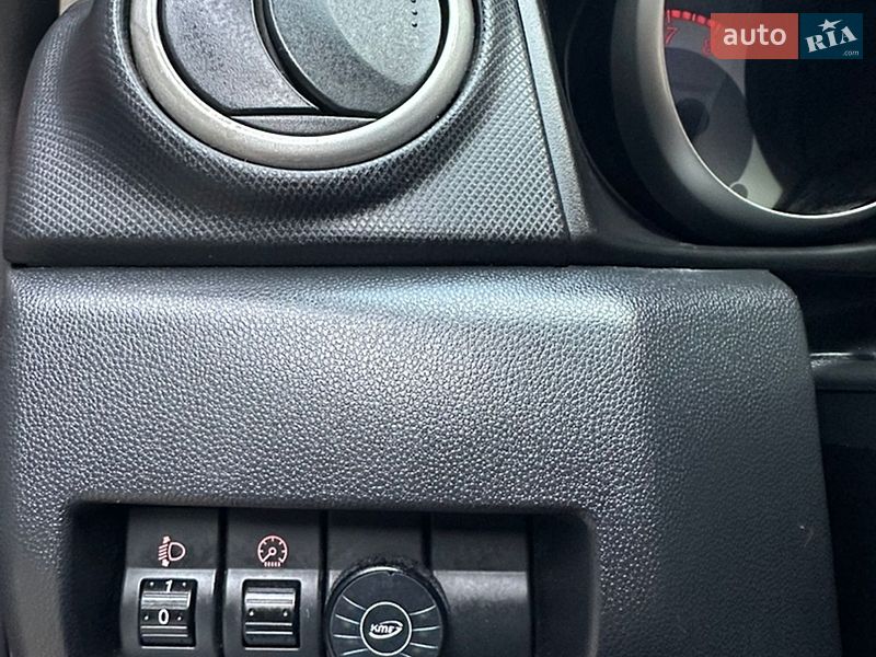 Хетчбек Mazda 3 2008 в Одесі фото 24 Хетчбек Mazda 3 2008 в Одесі