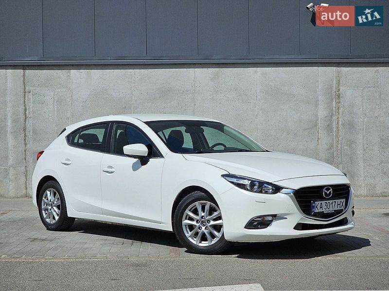 Хэтчбек Mazda 3 2017 в Киеве фото 7 Хэтчбек Mazda 3 2017 в Киеве