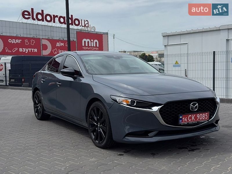 Седан Mazda 3 2023 в Киеве