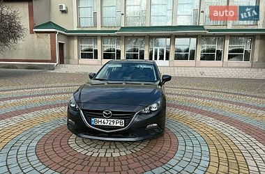 Седан Mazda 3 2016 в Сараті фото 2 Седан Mazda 3 2016 в Сараті